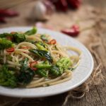 Oggi bucatini con le cime di rapa ma a modo mio